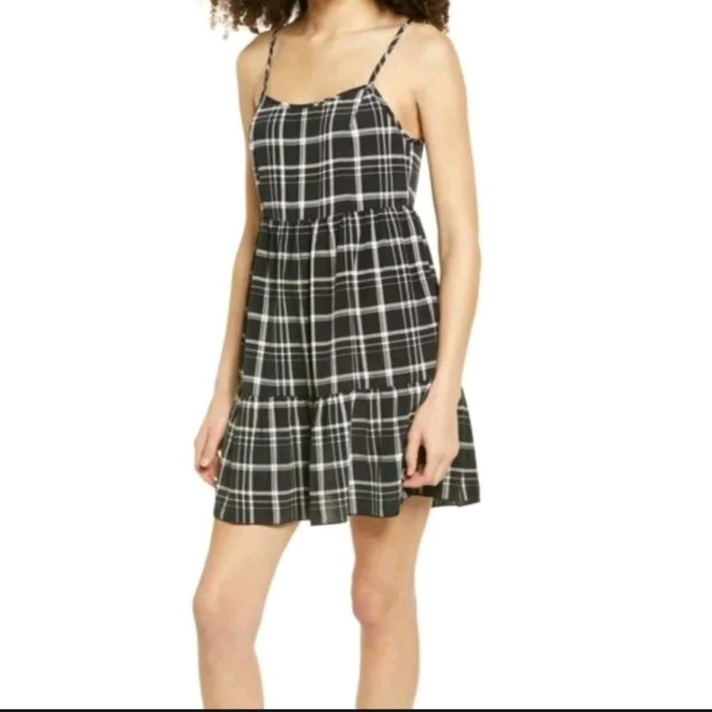 La La Land Creative Co Womens Size Small Black  Wht Plaid Spaghetti Strap Dress
